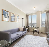 Sydney CBD 1 Bedroom Self-Contained Apartment with Spectacular Sydney Harbour View 1312 BRG - Nambucca Heads Accommodation