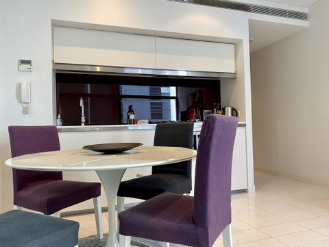 Sydney CBD Central Location - Spacious Apartment - Parking - Pool - Gym - Best Location - Nambucca Heads Accommodation 2