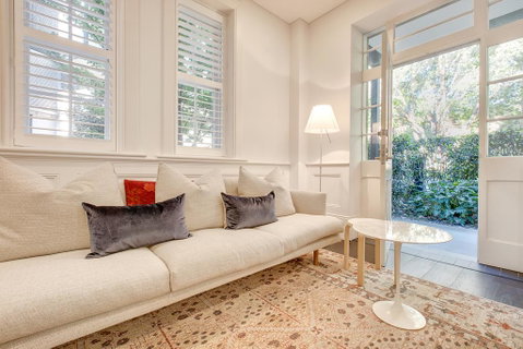 Sydney History, With Modern Design And Location - Nambucca Heads Accommodation 1