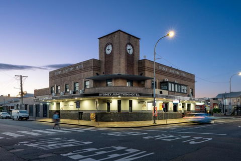 Sydney Junction Hotel - Nambucca Heads Accommodation 0