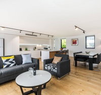 Sydney Townhouse with Parking and Deck - Nambucca Heads Accommodation