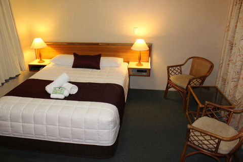 Tabourie Lake Motor Inn - Nambucca Heads Accommodation 2