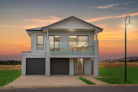 Tee Two On Troon - 21/30 Troon Drive - Nambucca Heads Accommodation 0
