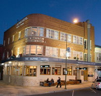 The Alpine Hotel - Nambucca Heads Accommodation