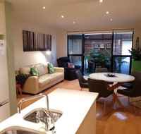 The Artisan - 3BR House In The City - Nambucca Heads Accommodation