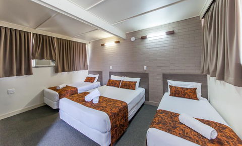 The Australian Hotel Murgon - Nambucca Heads Accommodation 1