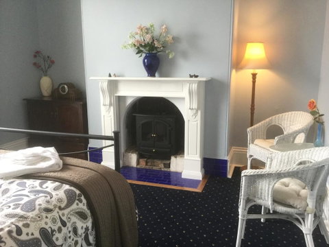 The Bank Guesthouse Glen Innes - Nambucca Heads Accommodation 2