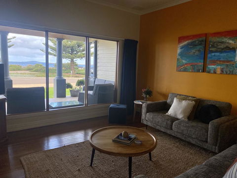 The Beach House & Villas - Nambucca Heads Accommodation 2