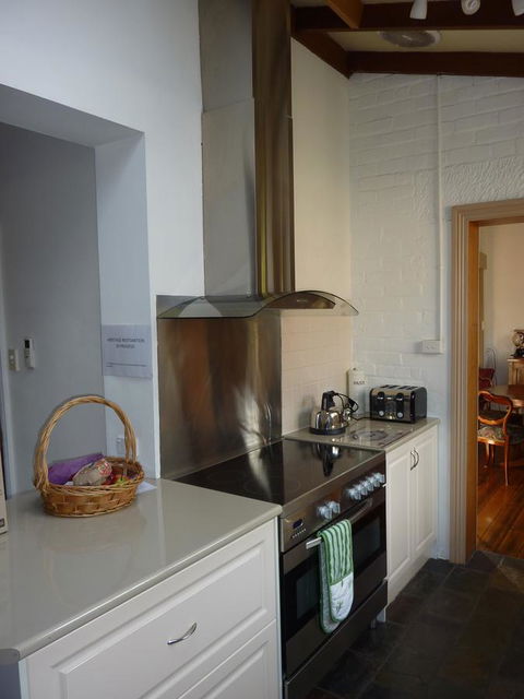 Eliza Cottage - Nambucca Heads Accommodation 6