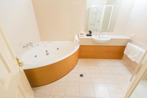 Strahan Village - Nambucca Heads Accommodation 23