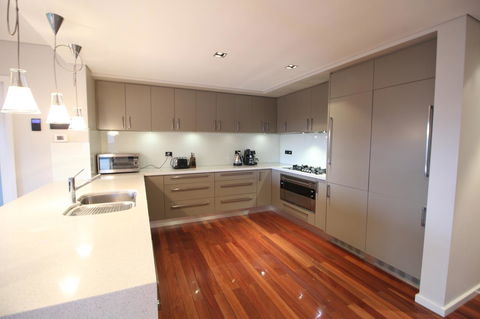 Sunny 3 Bedroom Apartment In Sandy Bay - Nambucca Heads Accommodation 10