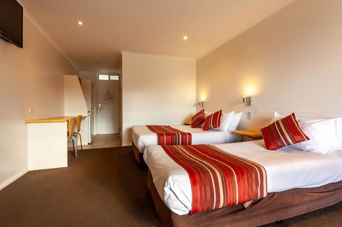 Beachfront Bicheno - Nambucca Heads Accommodation 27