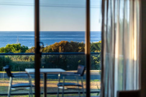 Beachfront Bicheno - Nambucca Heads Accommodation 21