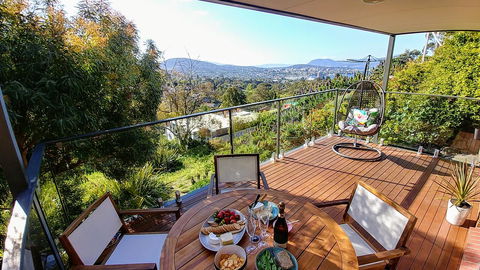 The View 2 Bed Unit With Stunning Hobart Outlook - Nambucca Heads Accommodation 3
