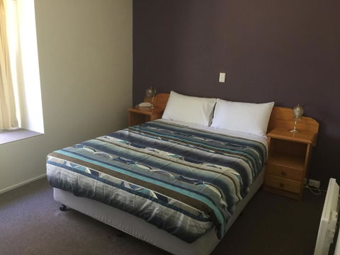 The Fox And Hounds Historic Hotel - Nambucca Heads Accommodation 10