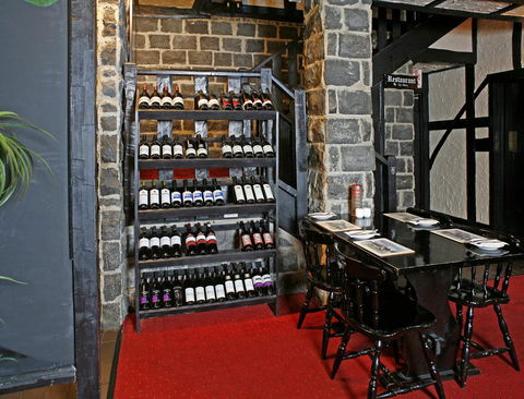 The Fox And Hounds Historic Hotel - Nambucca Heads Accommodation 23