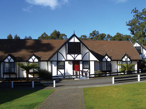 The Fox And Hounds Historic Hotel - Nambucca Heads Accommodation 0