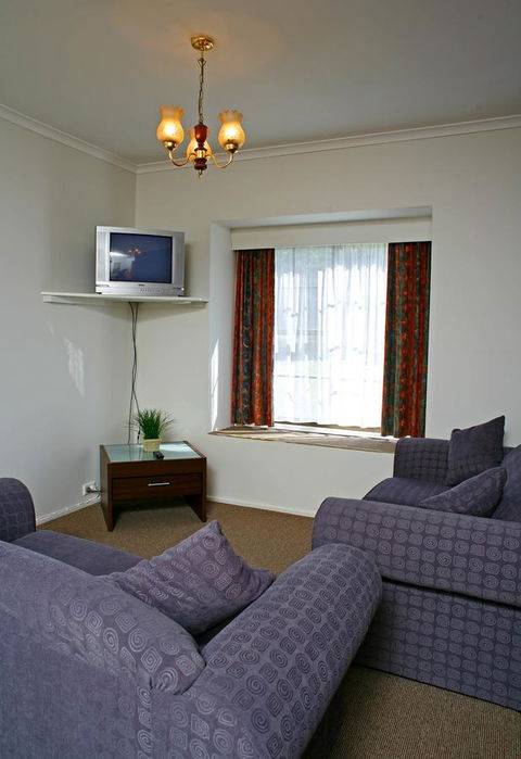 The Fox And Hounds Historic Hotel - Nambucca Heads Accommodation 24