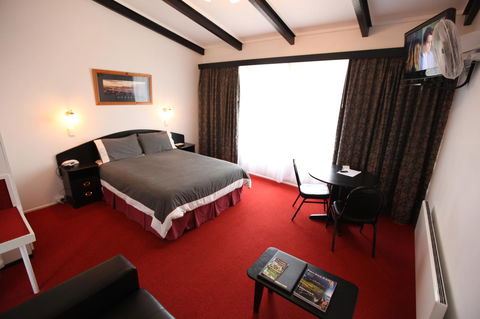 The Fox And Hounds Historic Hotel - Nambucca Heads Accommodation 16