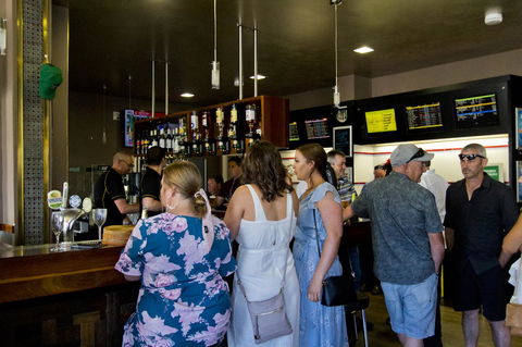 Deloraine Hotel - Nambucca Heads Accommodation 13