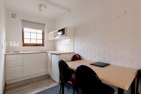 Bay Hotel Apartments - Nambucca Heads Accommodation 3