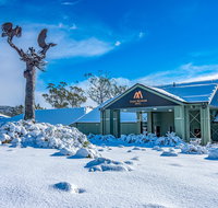 Cradle Mountain Hotel - Nambucca Heads Accommodation