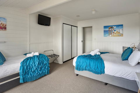 KINGFISHER COTTAGE Beachfront At The Binalong Bay - Nambucca Heads Accommodation 3