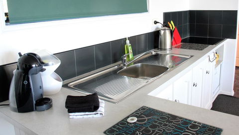 KINGFISHER COTTAGE Beachfront At The Binalong Bay - Nambucca Heads Accommodation 18
