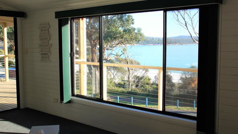 KINGFISHER COTTAGE Beachfront At The Binalong Bay - Nambucca Heads Accommodation 13