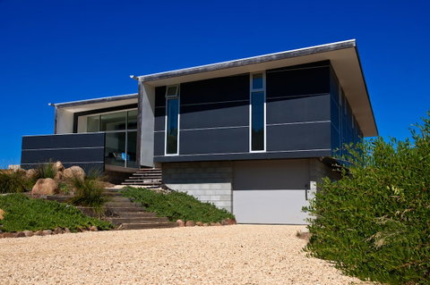 Cloudy Bay Beach House - Nambucca Heads Accommodation 2