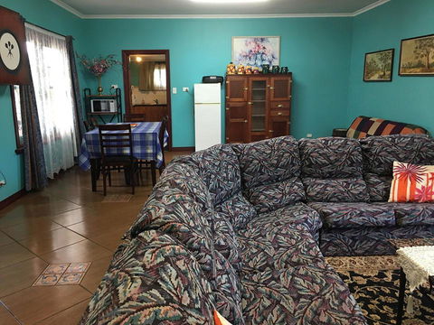 Blue Wren Bungalow - Nambucca Heads Accommodation 4