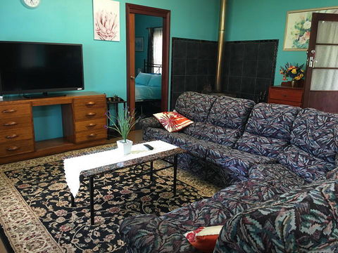 Blue Wren Bungalow - Nambucca Heads Accommodation 5