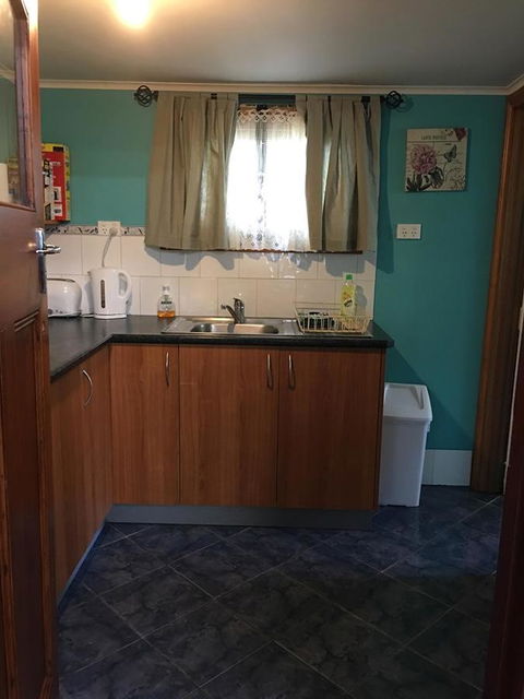 Blue Wren Bungalow - Nambucca Heads Accommodation 2
