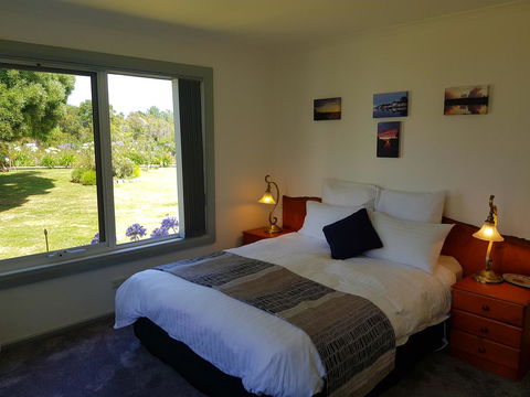 Regatta Point Tavern & Holiday Villas - Nambucca Heads Accommodation 34