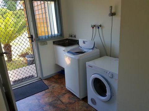 Regatta Point Tavern & Holiday Villas - Nambucca Heads Accommodation 31