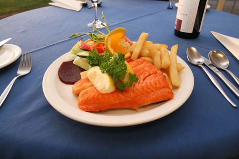 Regatta Point Tavern & Holiday Villas - Nambucca Heads Accommodation 42