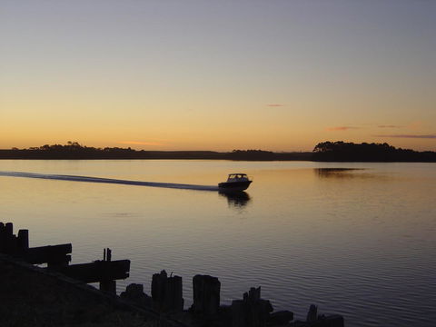 Regatta Point Tavern & Holiday Villas - Nambucca Heads Accommodation 37