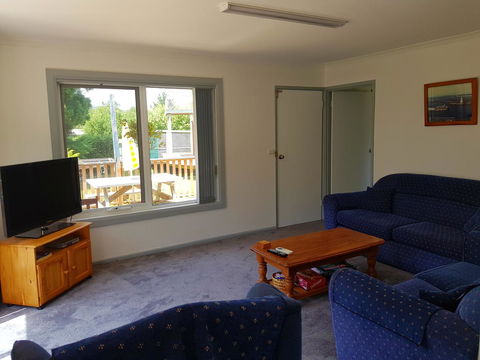 Regatta Point Tavern & Holiday Villas - Nambucca Heads Accommodation 29