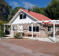 Hilltop Cottages - Nambucca Heads Accommodation