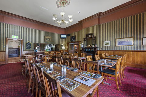 Empire Hotel Queenstown - Nambucca Heads Accommodation 13