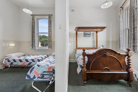 Empire Hotel Queenstown - Nambucca Heads Accommodation 11