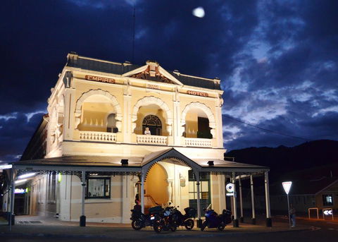 Empire Hotel Queenstown - Nambucca Heads Accommodation 22