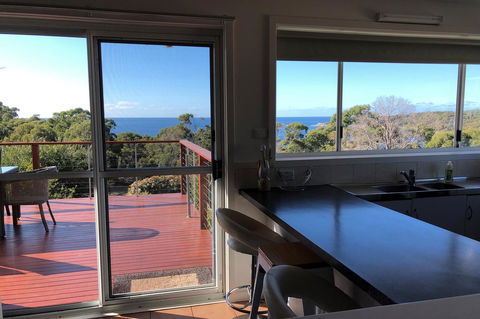 BAY OF FIRES SEACHANGE Ocean Frontage - Nambucca Heads Accommodation 3