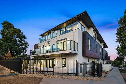 Manhattan Apartments - Notting Hill - Nambucca Heads Accommodation 0