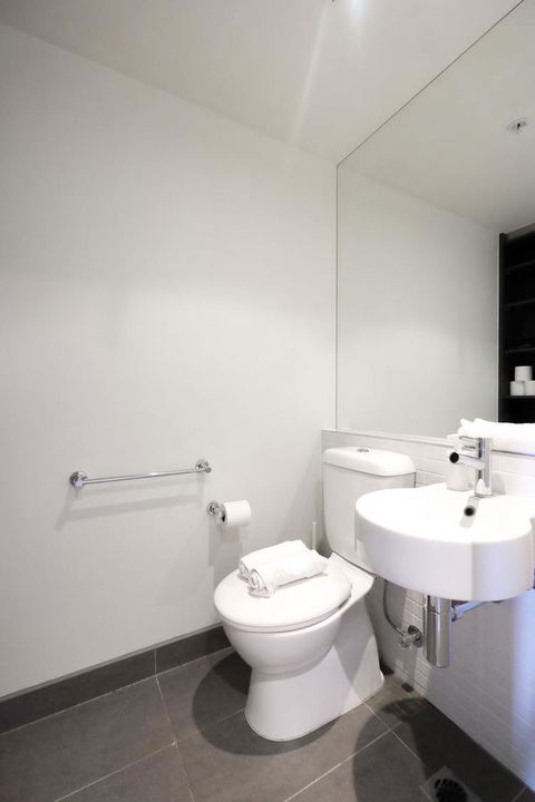 Mono Apartments On Franklin Street - Nambucca Heads Accommodation 11