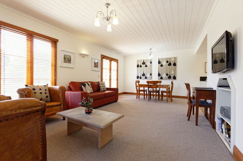 54 On Bank - Nambucca Heads Accommodation 31