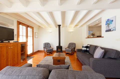 54 On Bank - Nambucca Heads Accommodation 5