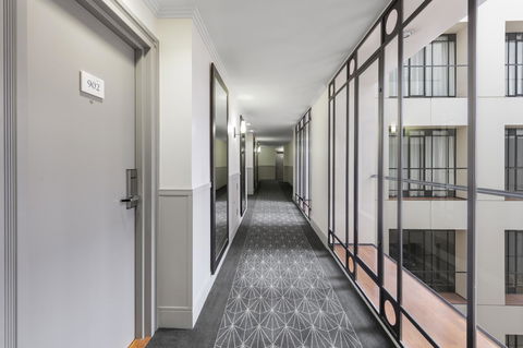 The Savoy Hotel On Little Collins Melbourne - Nambucca Heads Accommodation 21