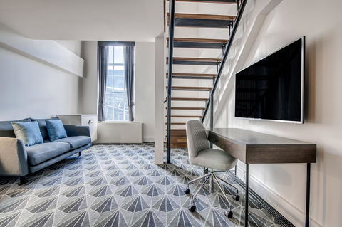 The Savoy Hotel On Little Collins Melbourne - Nambucca Heads Accommodation 9