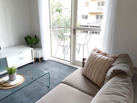 North Melbourne Retreat - Nambucca Heads Accommodation 11